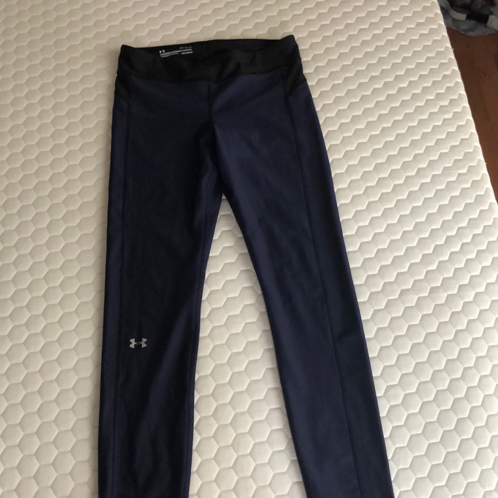 Under Armour heat compression leggings